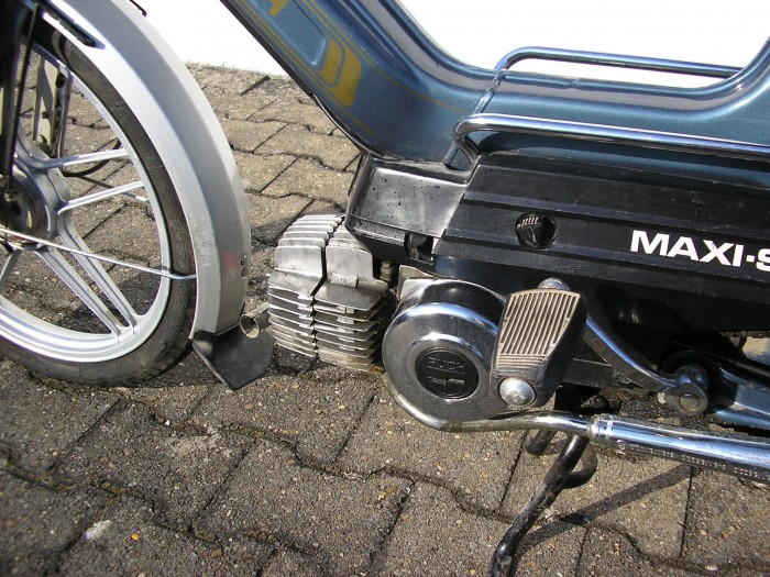 Puch Maxi 007.jpg