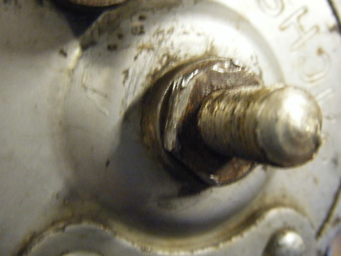 Mutter vermackt (2).JPG (1.96 MiB) 4205 mal betrachtet Mutter vor dem Bremsteller